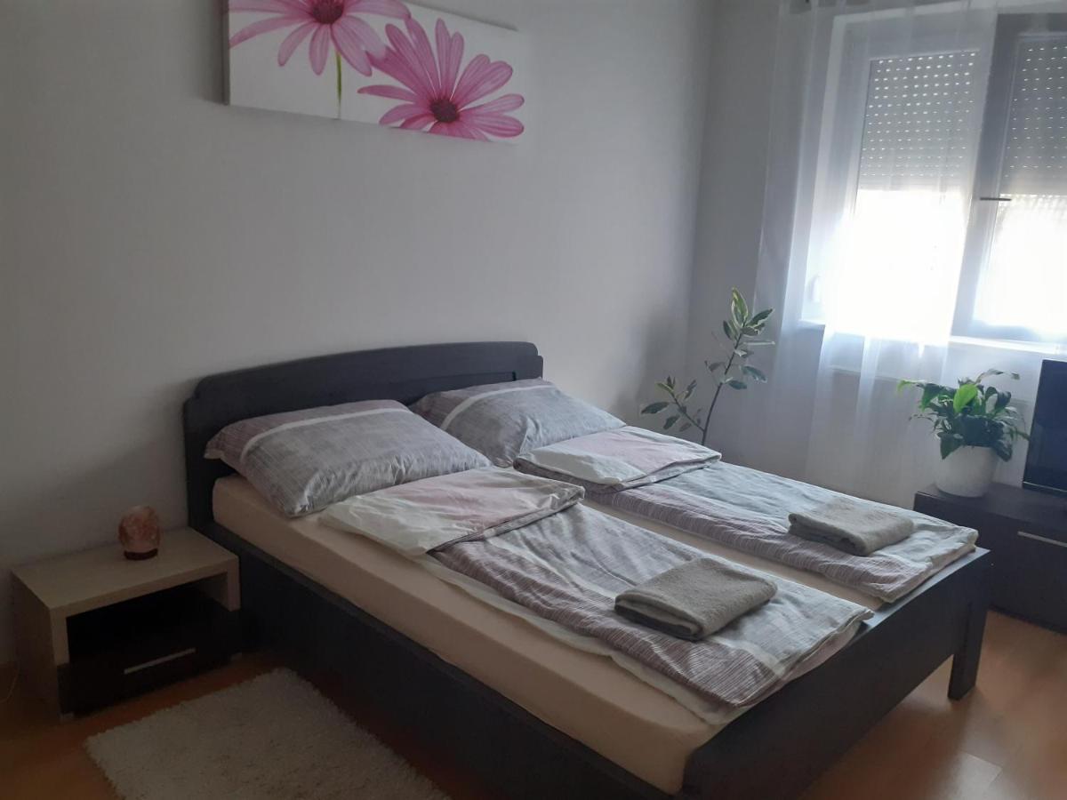 Tukan Apartman Hajduszoboszlo Exterior photo