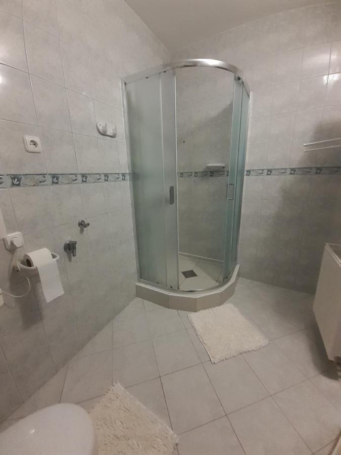 Tukan Apartman Hajduszoboszlo Exterior photo
